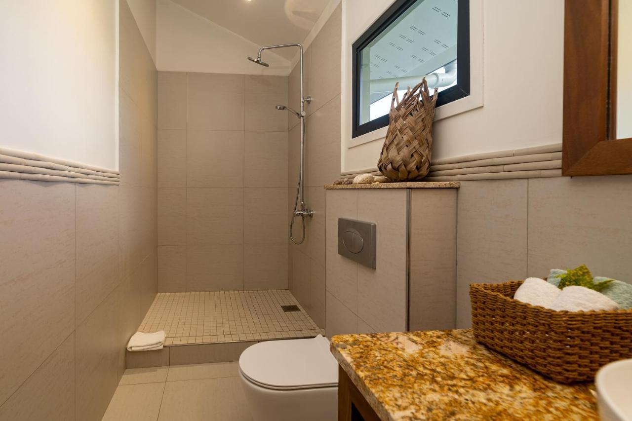 Lodoicea Apartments Bel Ombre Exterior photo