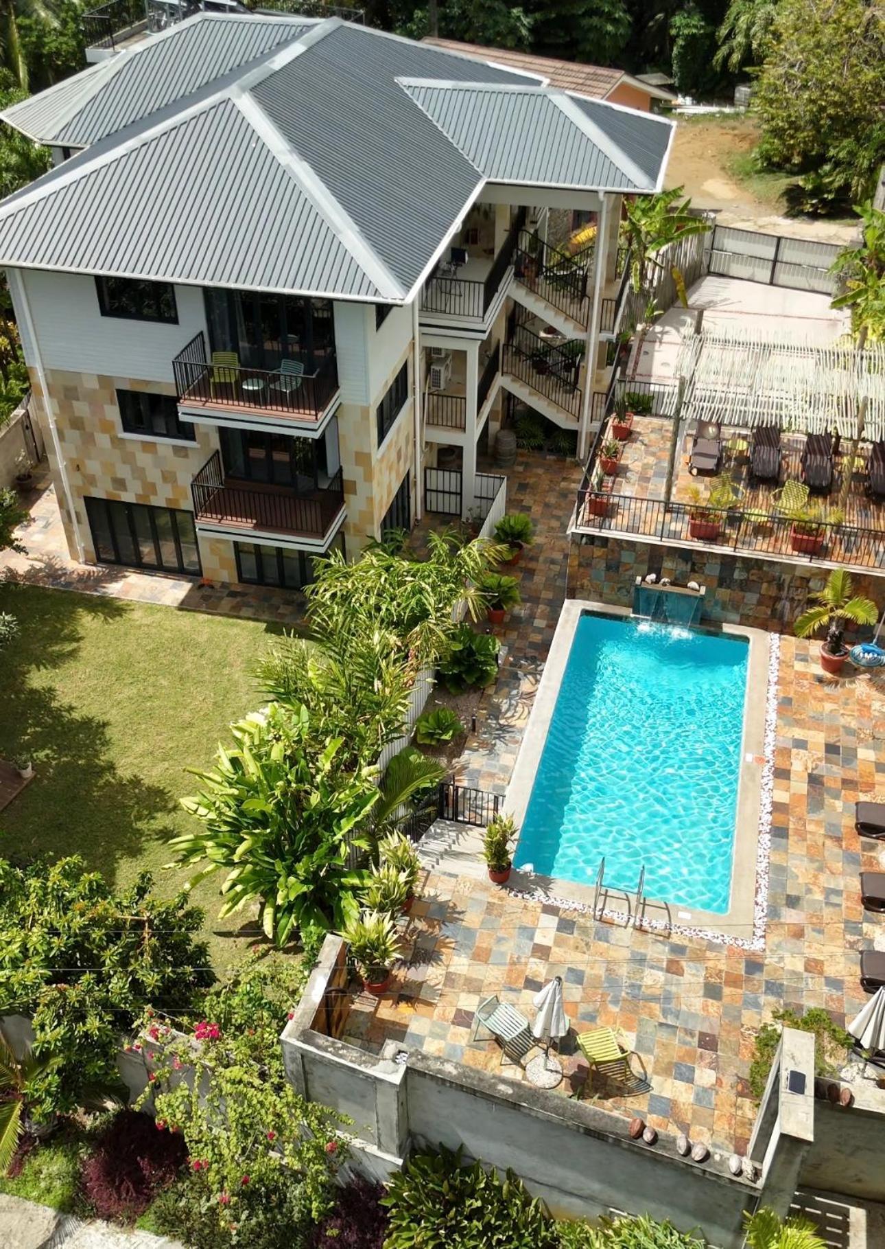 Lodoicea Apartments Bel Ombre Exterior photo